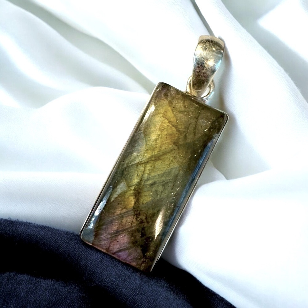 Two-Sided Rainbow Labradorite Sterling Silver Pendant